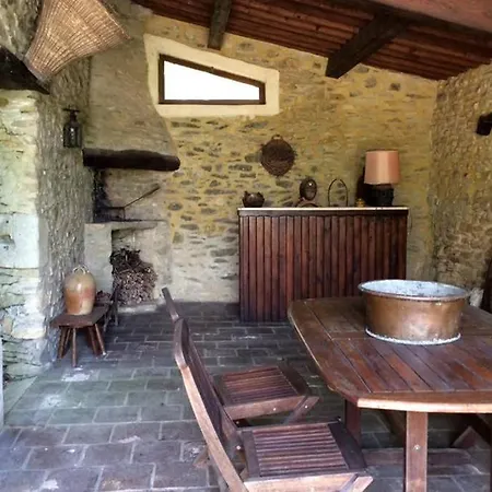 Secluded Built 1833 Four Bedroom Nr Goudargues, Uzes *